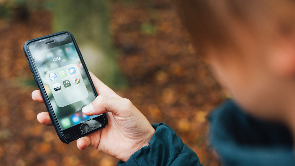 Kinder und Jugendliche schützen - Social-Media-Nutzung wirksam regulieren Kinder und Jugendliche schützen - Social-Media-Nutzung wirksam regulieren
