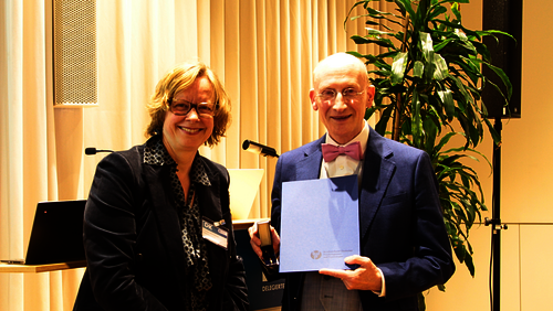 Webkachel_Goldene_Ehrennadel_Kanning.png Webkachel_Goldene_Ehrennadel_Kanning.png