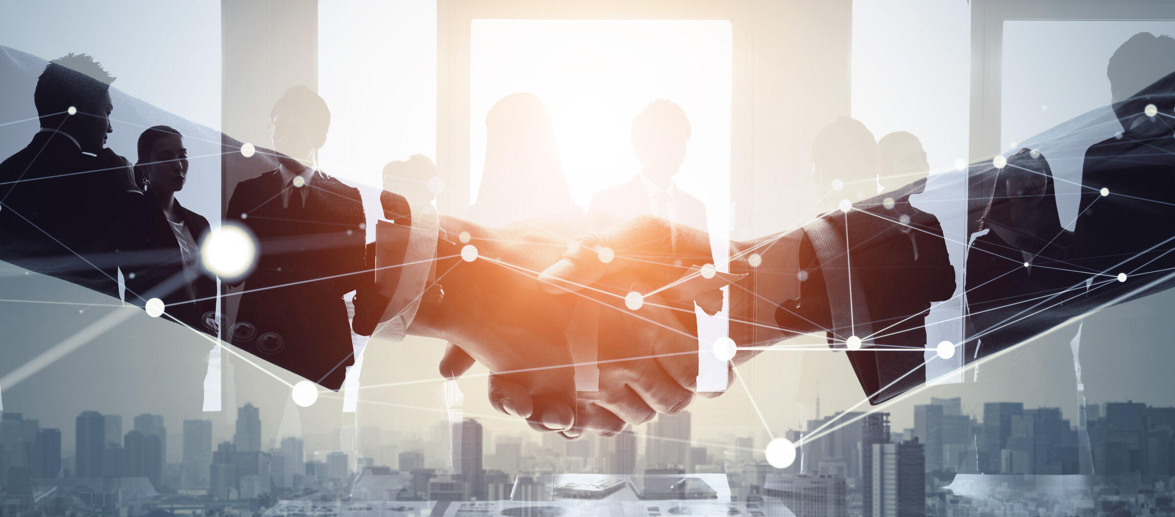 ビジネスネットワーク バナー・広告向け横長ビジュアル AdobeStock_806596501.jpeg